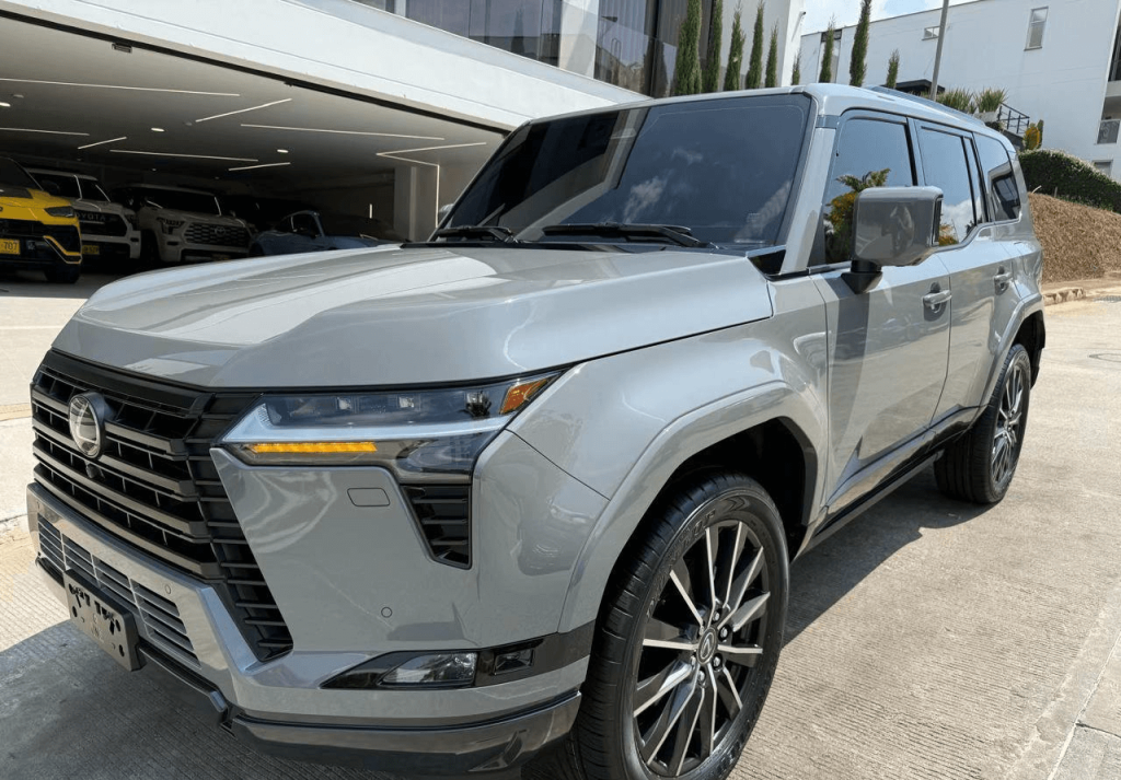LEXUS GX 550 LUXURY PLUS GASOLINA